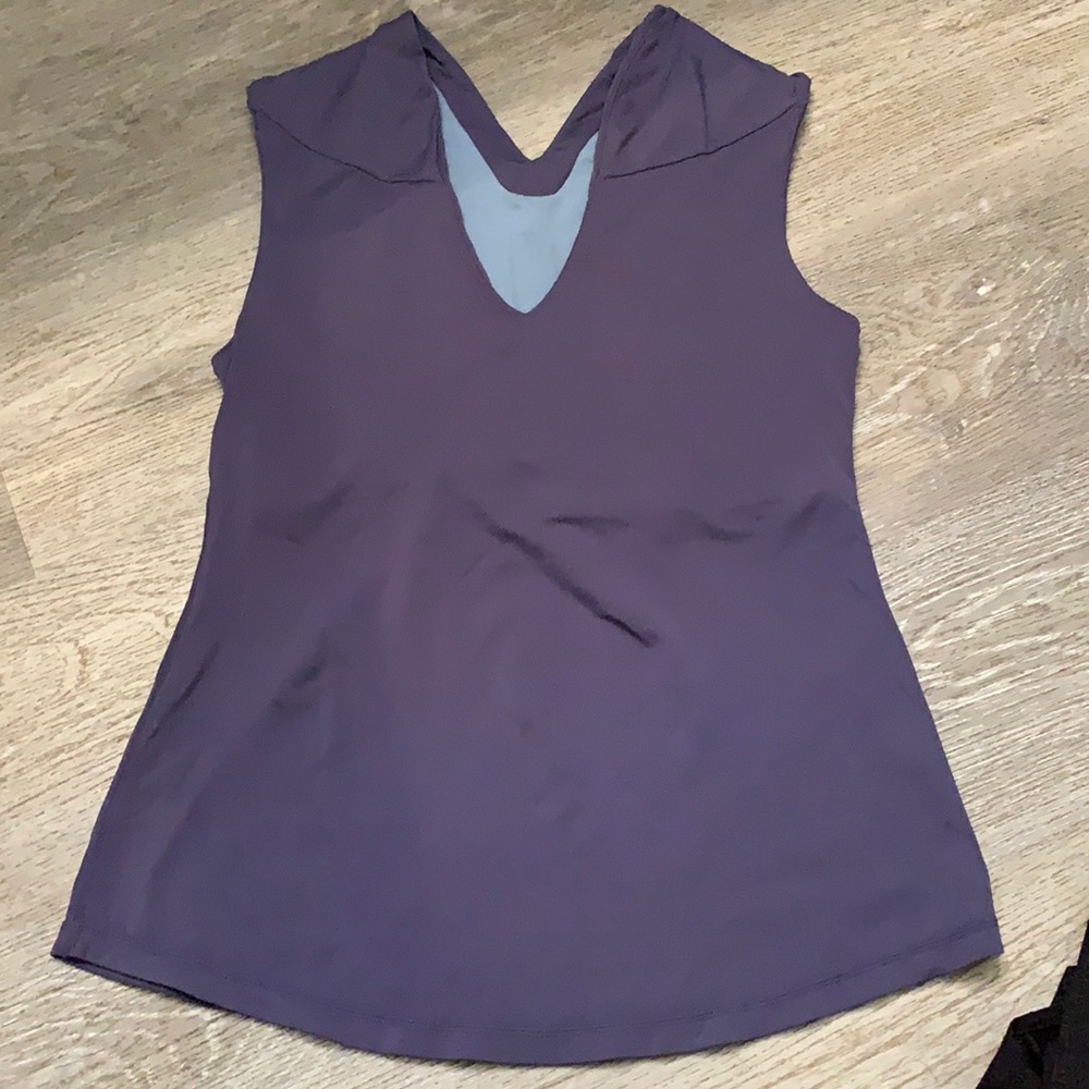 Lululemon shirt size M color purple